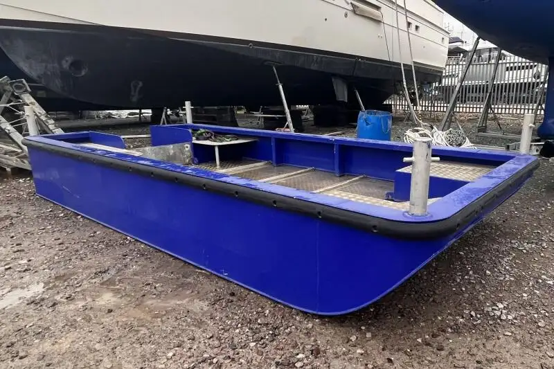 Navire-ferry à vendre