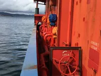 Navire de recherche à vendre