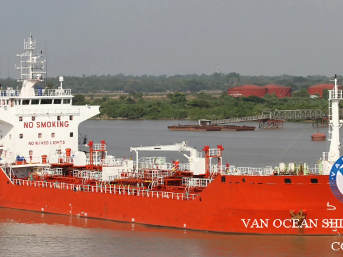 Pétrolier / chimiquier à vendre
