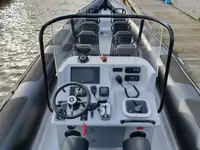Navire porte-conteneurs à vendre