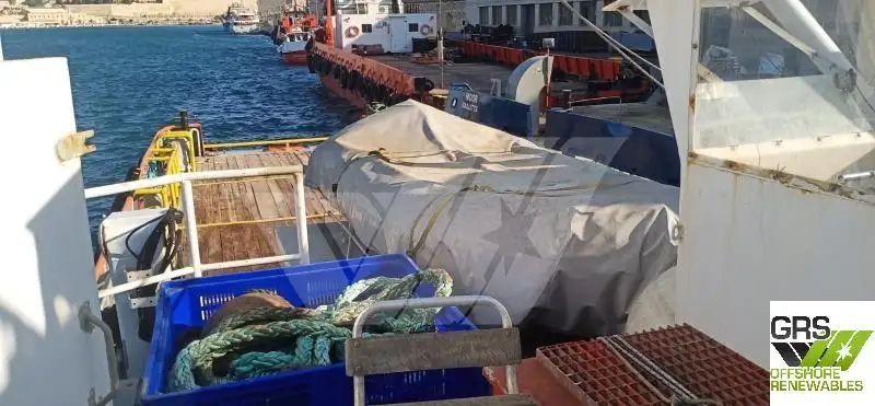 Navire d'approvisionnement à vendre