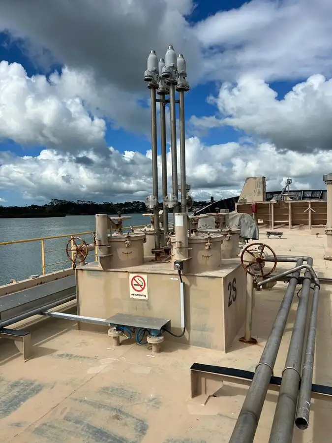 Pétrolier / chimiquier à vendre