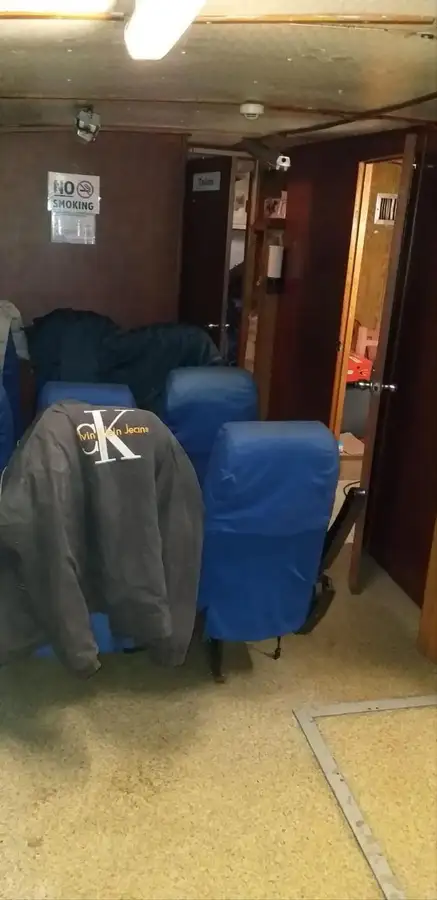 Bateau de transport d'équipage à vendre