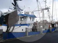 Chalutier à flottaison à vendre