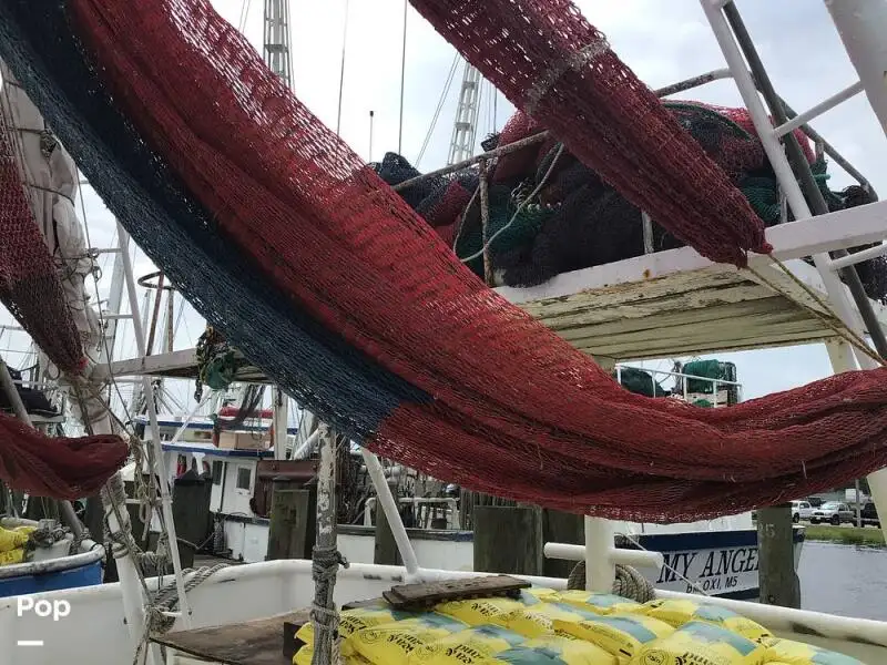 Chalutier à vendre