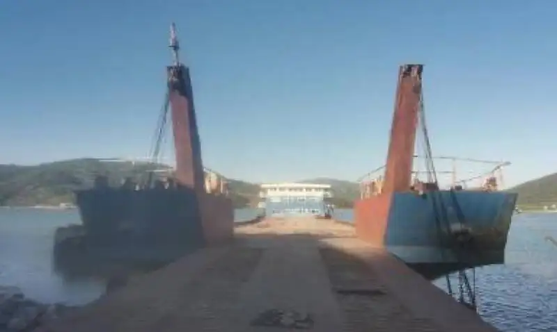 Péniche à vendre