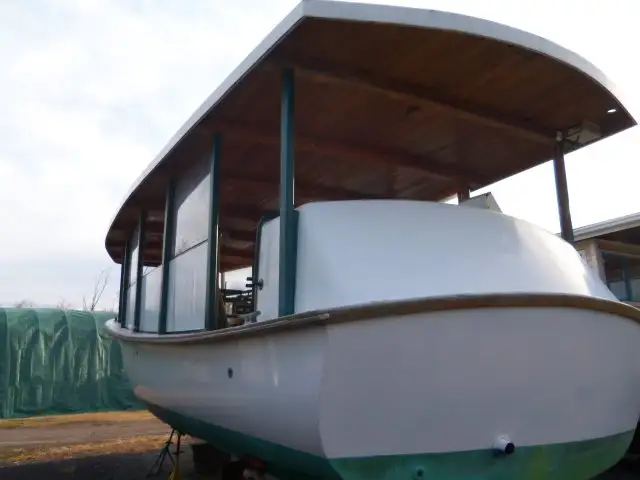 Navire-ferry à vendre