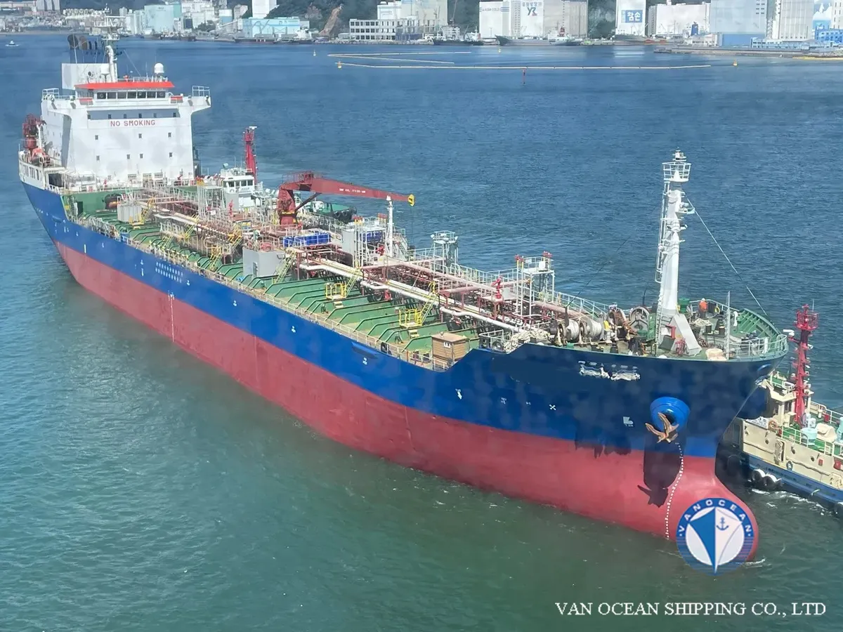 Pétrolier / chimiquier à vendre