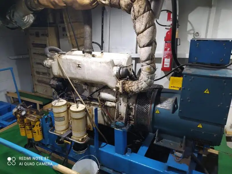 Bateaux de travail à vendre