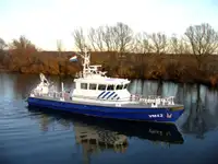 Navire d'arpentage à vendre