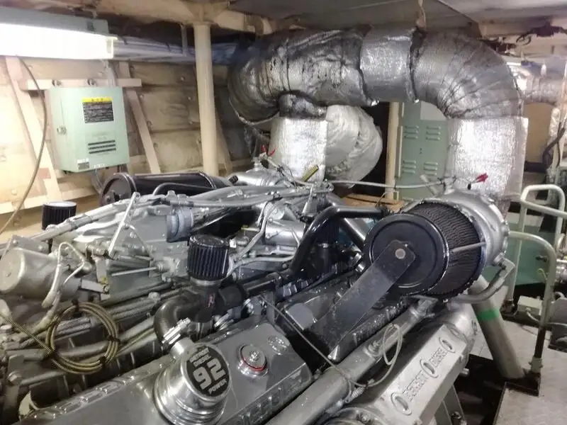 Bateau patrouilleur à vendre