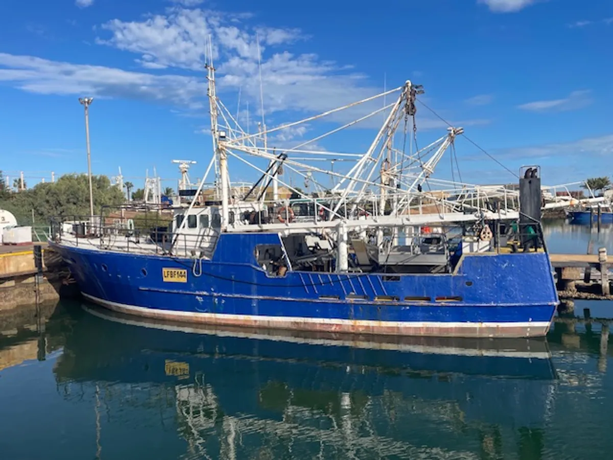 Chalutier à vendre