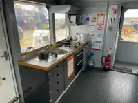 Navire porte-conteneurs à vendre