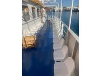 Navire de passagers à vendre