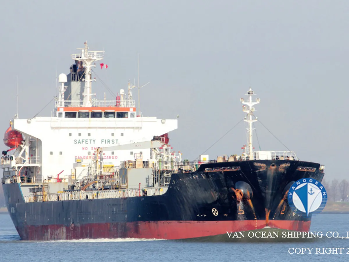 Pétrolier / chimiquier à vendre