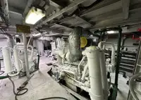 Bateau de transport d'équipage à vendre