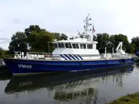 Navire d'arpentage à vendre