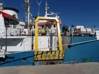 Navire de recherche à vendre