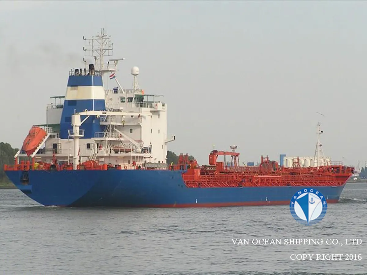 Pétrolier / chimiquier à vendre