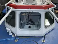 Bateau patrouilleur à vendre