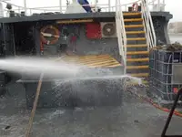 Bateaux de travail à vendre