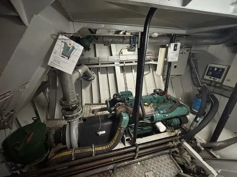 Bateau patrouilleur à vendre