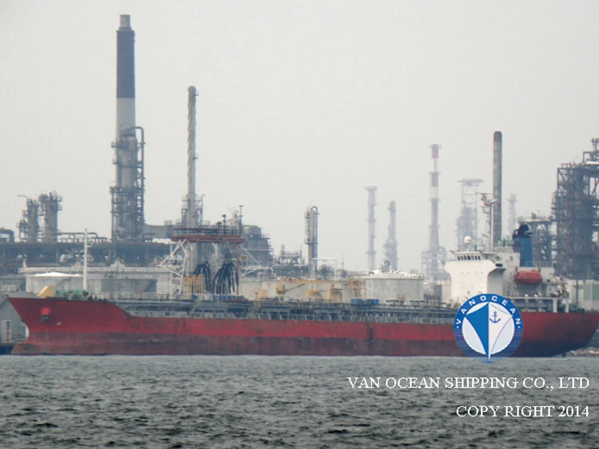 Pétrolier / chimiquier à vendre