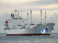 Navire frigorifique à vendre