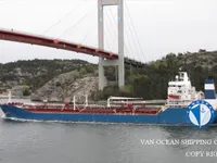 Pétrolier / chimiquier à vendre
