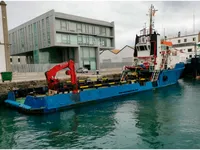 Navire d'approvisionnement à vendre