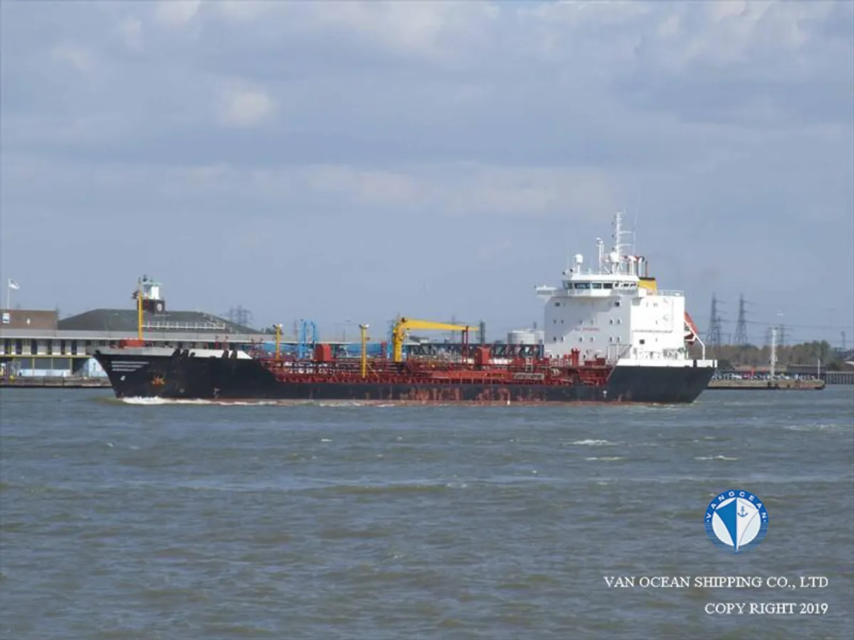 Pétrolier / chimiquier à vendre