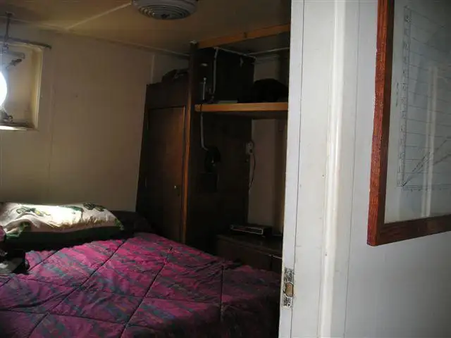 Navire de recherche à vendre