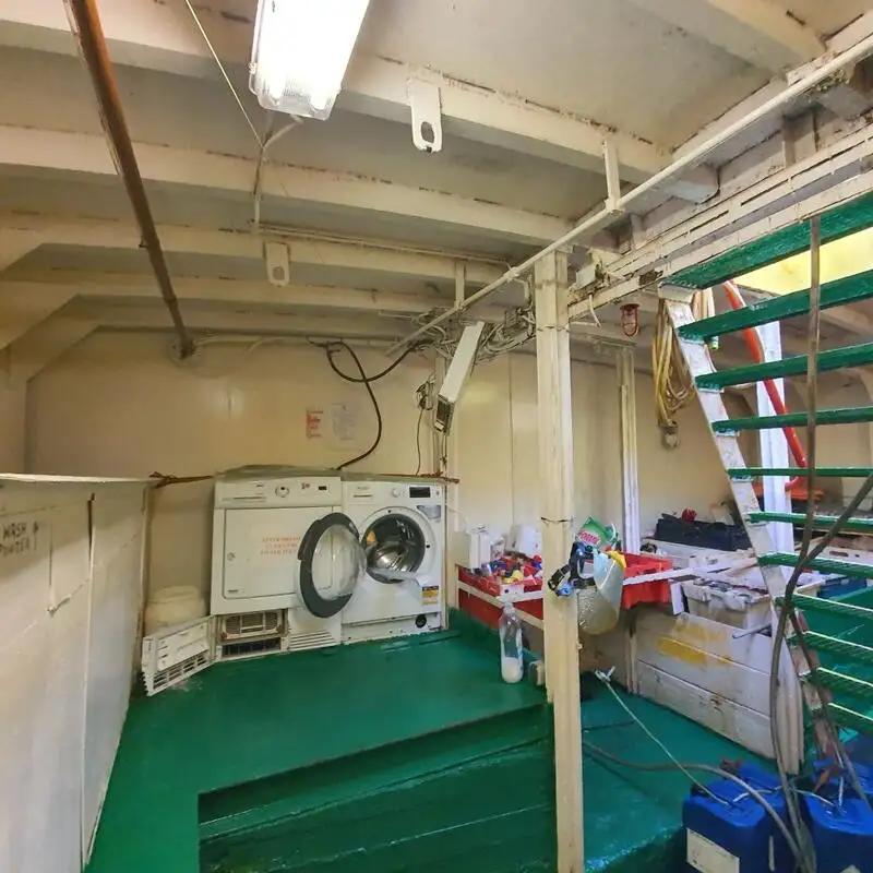 Bateau patrouilleur à vendre