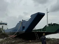 Navire de débarquement, citerne à vendre