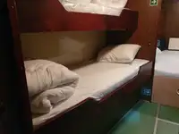 Navire d'arpentage à vendre