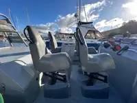 Bateau patrouilleur à vendre