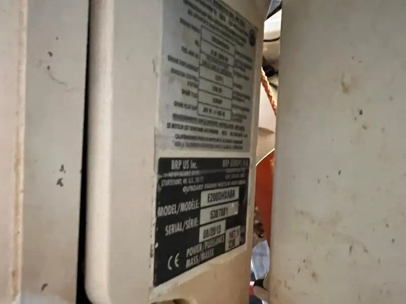 Bateaux de travail à vendre