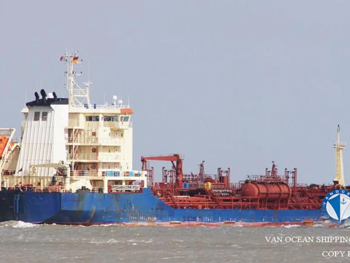 Pétrolier / chimiquier à vendre