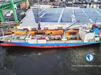 Navire frigorifique à vendre