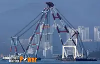 Navire grue à vendre