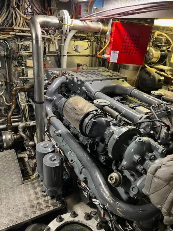Bateau patrouilleur à vendre