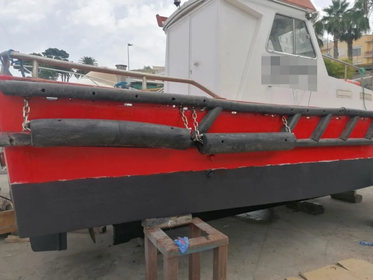 Bateaux de travail à vendre