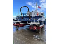 Navire d'arpentage à vendre