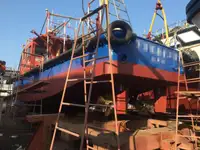 Bateaux de travail à vendre