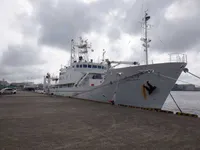 Navire de recherche à vendre