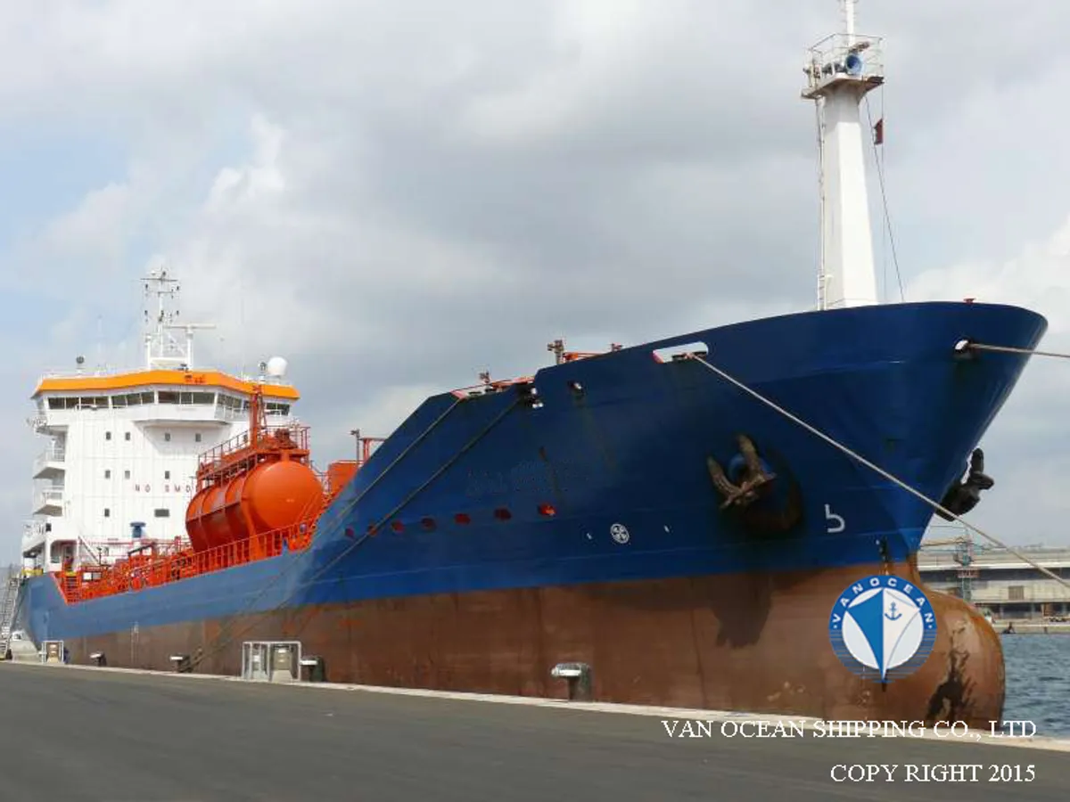 Pétrolier / chimiquier à vendre