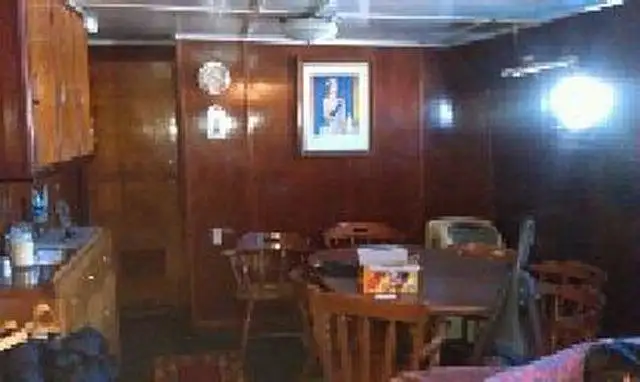 Navire de recherche à vendre
