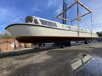 Navire de passagers à vendre