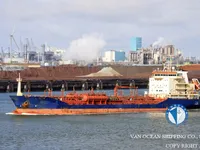 Pétrolier / chimiquier à vendre