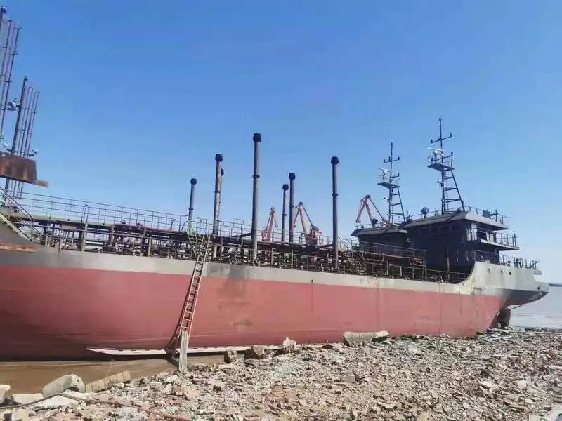 Pétrolier / chimiquier à vendre